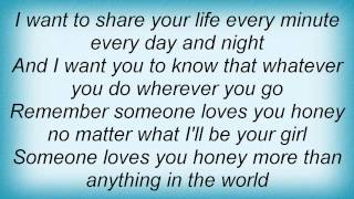 Kris Kristofferson - Someone Loves You Honey Lyrics