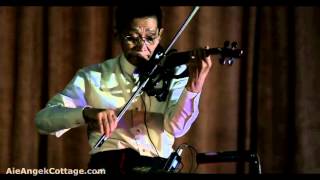 Download lagu Idris Sardi Bermain Biola di Rumah Budaya Fadli Zon mp3 Download lagu Idris Sardi Bermain Biola di Rumah Budaya Fadli Zon mp3