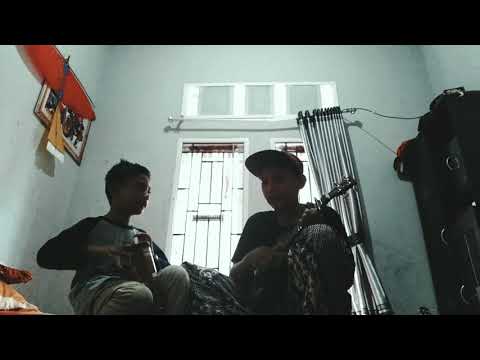 Aku Ingin Pulang [SUPERIOTS]