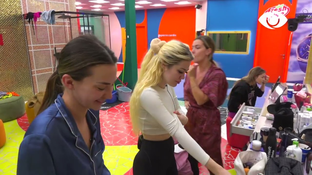 Ç'pate me Maestron/ Kiara pyet Oltën