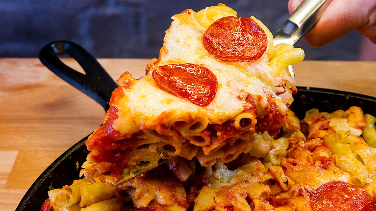 One-Pot Pepperoni Mac and Cheese Pizza