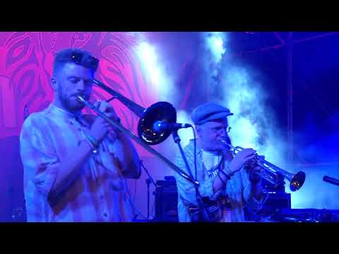 ZION TRAIN ft. DUBDADDA, RAIZ, NISH WADADA, PAOLO BALDINI, PAOLO POLCARI live @ Lion Stage 2018