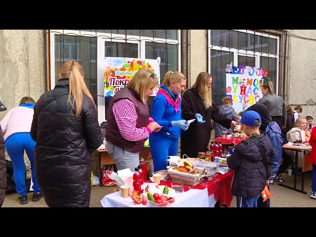 В Ангарской школе №9 прошла благотворительная ярмарка