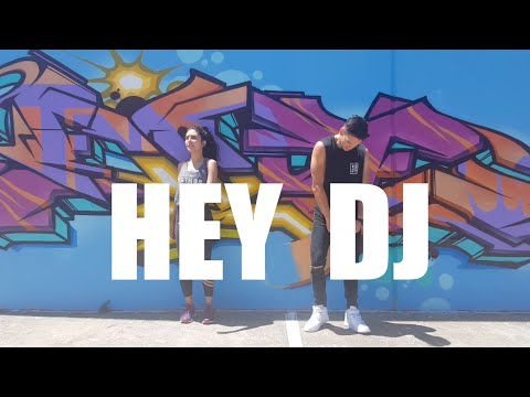 Hey DJ (remix) by CNCO, Meghan Trainor, Sean Paul - Choreography - Zumba - Poppy - Dance & Fitness