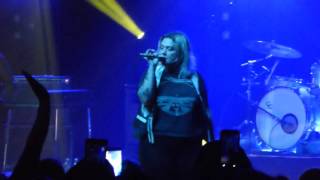 Elle King - Under The Influence - Live at The Fillmore in Detroit, MI on 10-30-16