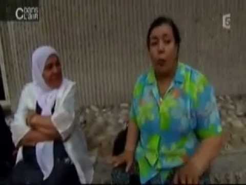 Arabes, islam et le port du voile en France