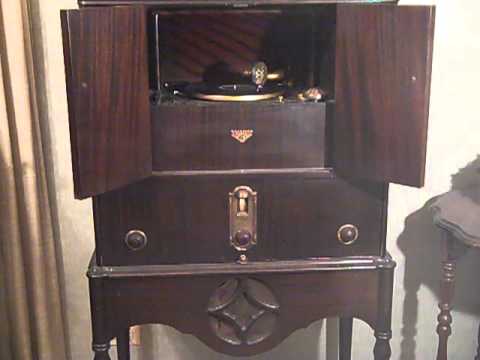 BENNIE KRUEGER - HAUNTING BLUES - ROARING 20'S VICTROLA RADIOLA