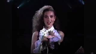 Thalía - Fuego Cruzado (Festival Acapulco 1992)