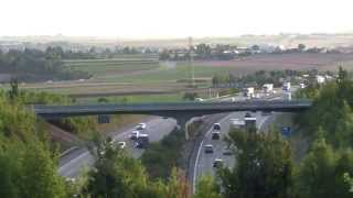 preview picture of video 'Autobahn am Engelbergtunnel (Leonberger Dreieck) im Zeitraffer (Marty Renger 007)'