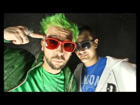 Two fingerz feat Simon De Jano   Rap un pò dance original song)