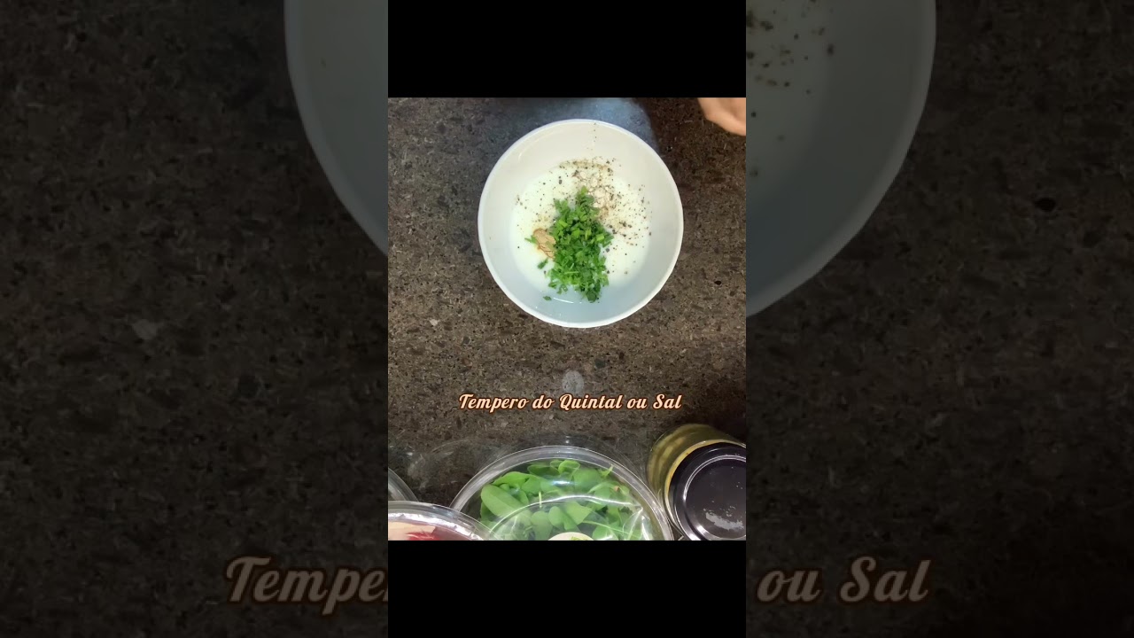 Molho de iogurte natural e limão para salada #molho #salada #limão #iogurtenatural