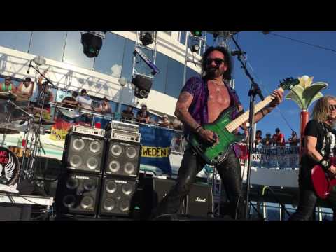 The Kiss Kruise VI