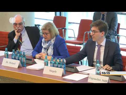 Antisemitismus in Deutschland Unabhängiger Expertenkreis stellt Bericht vor