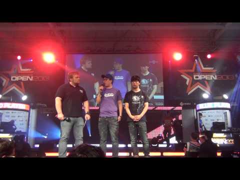 DreamHack Open: Summer 2013: iNcontroL interviewing Jaedong on Stage
