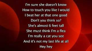 Shakira - Don&#39;t Bother, Lyrics In Video