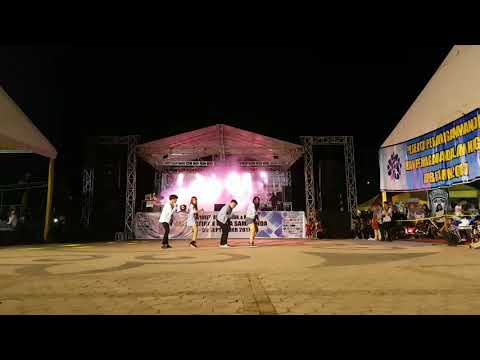 KARD (카드) - INTRO + HOLA HOLA DANCE COVER BY WHITE KARD