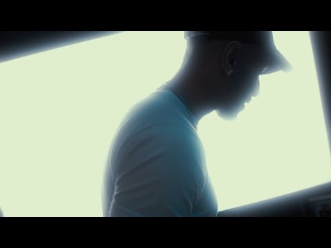 Yolfloy - Cê Não Faz Falta (Prod. Ayo Th) (Official Music Video)