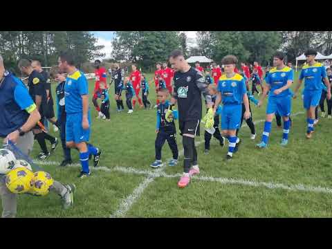 Sombernon-Gissey - FC Gueugnon coupe de France 2ème tour - Entrée des joueurs