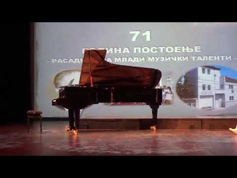 Годишен концерт на ООМУ"Стефан Гајдов"Велес 2016 год