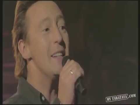 "Stand by Me"  - Tears for Fears y Julian Lennon.