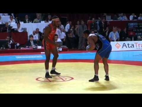 Jordan Burroughs vs. Sadegh Goudarzi (74 kg match)