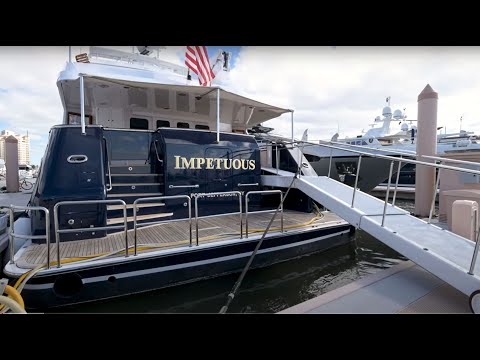 Burger Tri-Deck Motor Yacht video