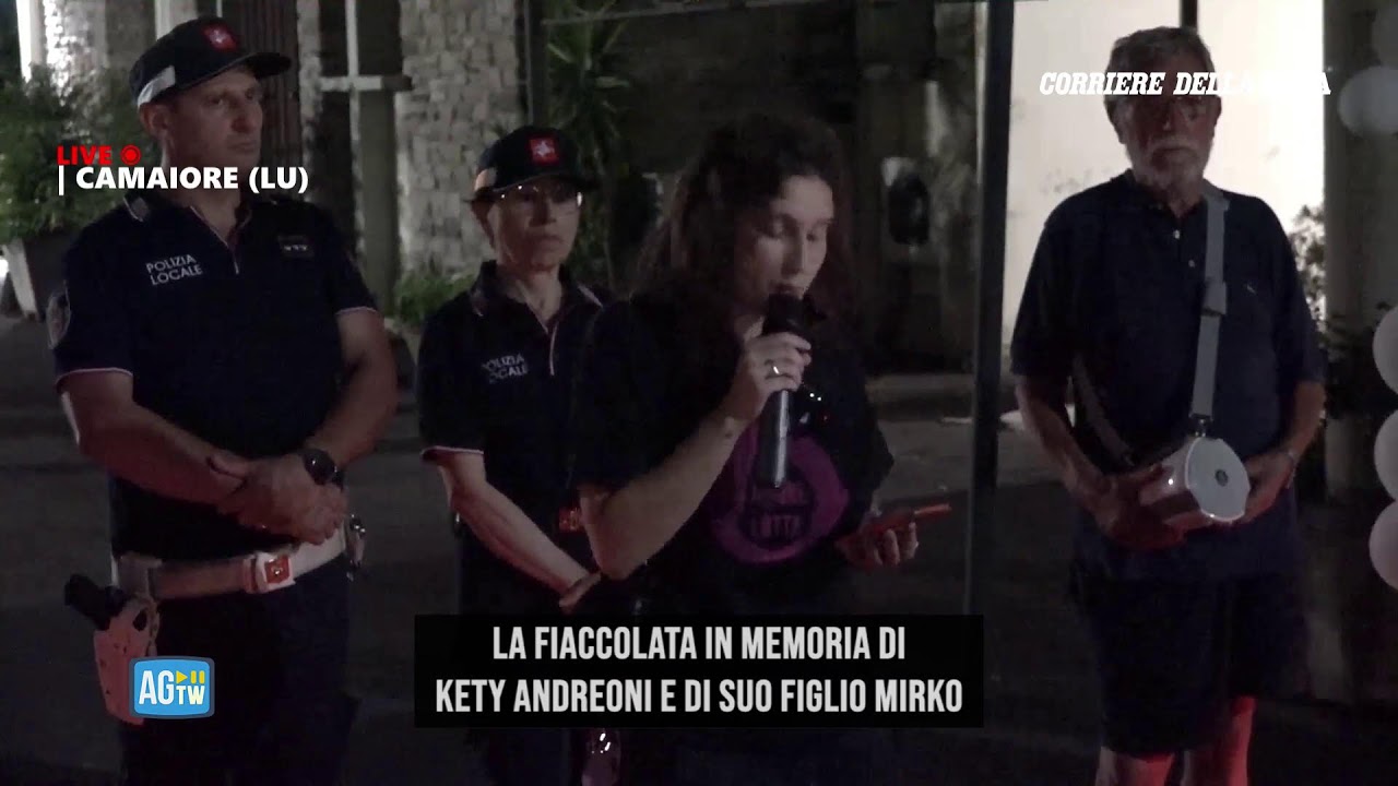 Camaiore, La fiaccolata in memoria di Kety Andreoni e di suo figlio Mirko