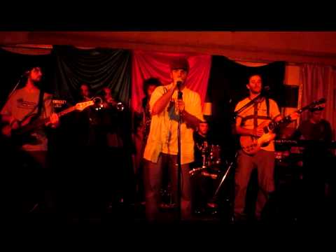 RONDAMON - Seguir caminando (Avellaneda 17/08/12)