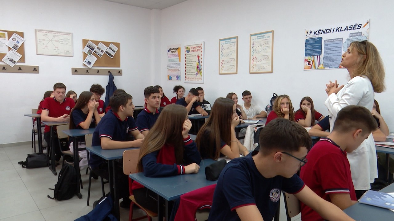 “Pas mësimit, shkolla vijon”/ Nga 1 tetori, 408 institucione arsimore hapin programin pas-shkollor