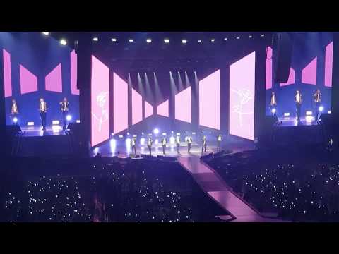 방탄소년단 - BTS HD Fancam MAGIC SHOP - Love Yourself Tour Berlin D2 - Germany 💜