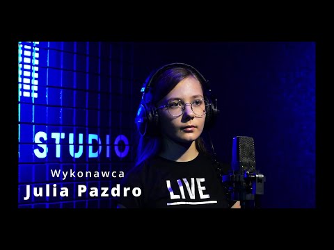 Julia Pazdro  -  Czesława (Sanah & Natalia Grosiak)