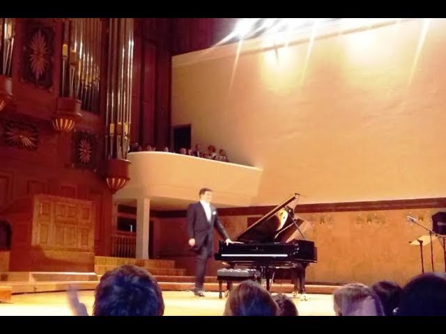 Выступление пианиста-виртуоза Дениса Мацуева в Казани - Камское Устье 13.11.2018