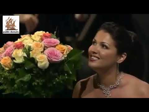 Meine Lippen, sie küssen so heiß   Anna Netrebko.  A. Netrebko .Aria Giuditta (F. Lehár)