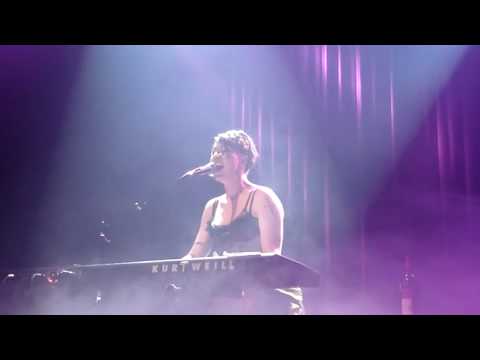 Amanda Palmer - Coin-Operated Boy, live in Europe @ Arena, Vienna (31 Jan 2010)