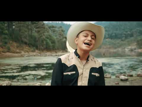 IRVING CASTAÑEDA - Eso y Más (Video Oficial)
