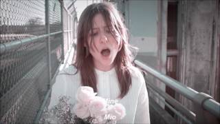 Molly Burch - Please Be Mine / Lyrics - Traducción