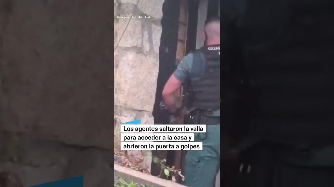El momento en que la Guardia Civil rescata a una mujer de su casa por el incendio forestal #shorts