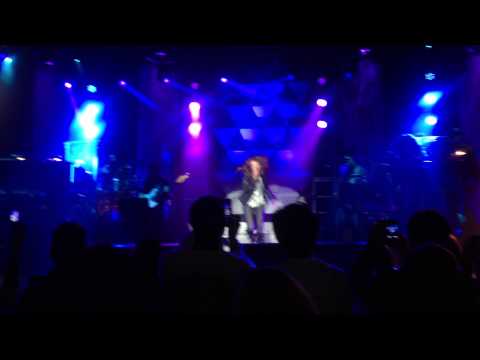 Thalia Viva Tour NYC. Manias