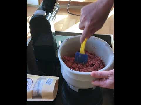 Hausgemachte Rindsbratwürste