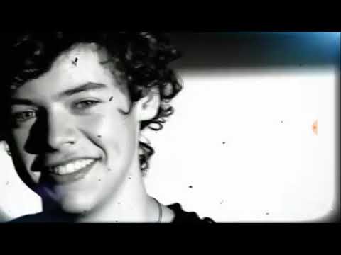 One direction singing only girl in the world my rihanna im fangirling rn