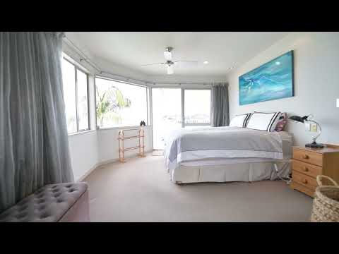 2/765 Whangaparaoa Road, Manly, Auckland, 4房, 3浴, 独立别墅