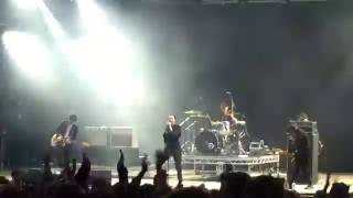 Savages - I Need Something New (Glastonbury 2016)