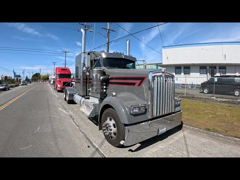 Обзор легендарной классики и короля дорог 2024 Kenworth W900L Cummins X15 performance 18 Speed ￼￼￼