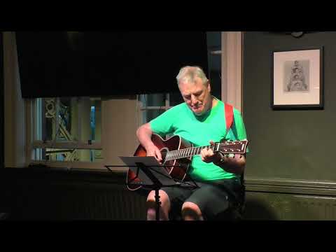 Peter Dodds at The Bridge Folk Club – Santa Lucia (Trad Italian)