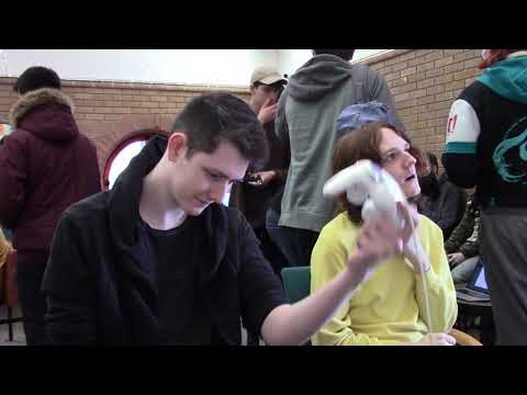 Frenzy vs Lynn - Nang 4 - Pools