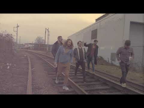 PIRANHAS (Official Video)