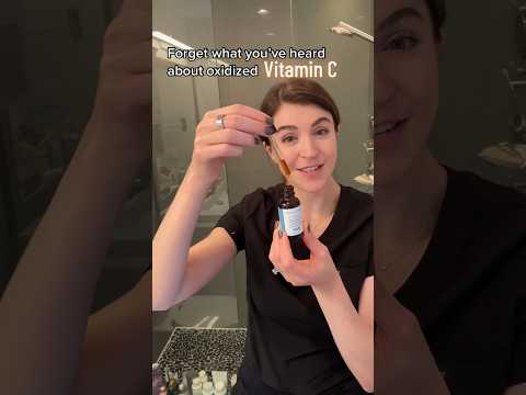 Was bedeutet es, wenn sich die Farbe deines Vitamin-C-Serums verändert? Wirf es nicht weg! #Hautp...