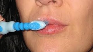 How to Dark Lips Lighten at Home simple home remedy