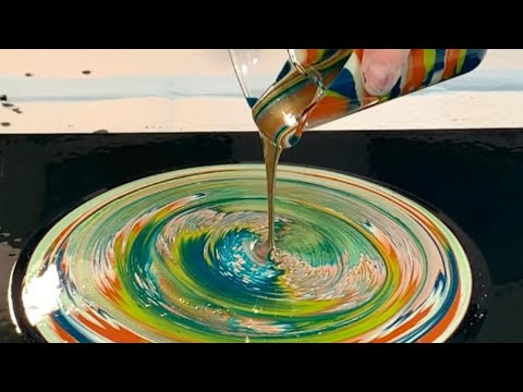 Rinske Douna Inspired WRECKED RING Pour & STRAIGHT Acrylic Pour Tutorial - Masse Art Studio #52