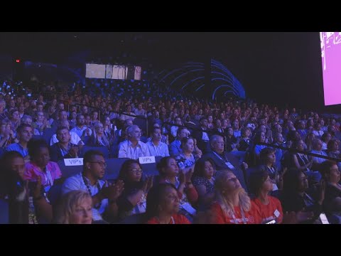 download lagu mp3 mp4 Bbworld 2017 Speakers, download lagu Bbworld 2017 Speakers gratis, unduh video klip Bbworld 2017 Speakers